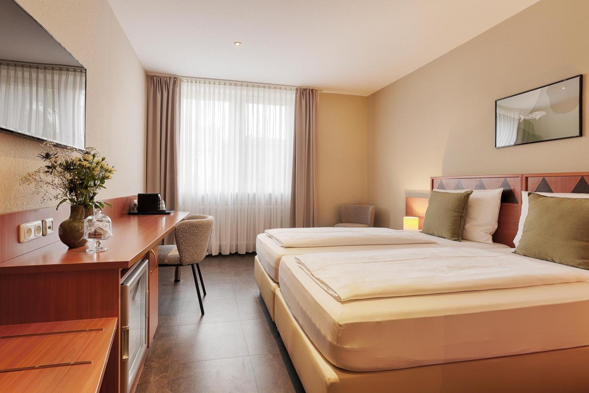Hotel Fischzucht In Wuerzburg Eksteriør billede